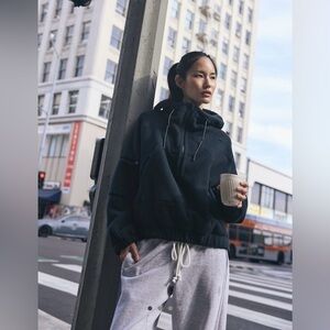 Free People’s Wild and Free fleece pullover size S
NWOT